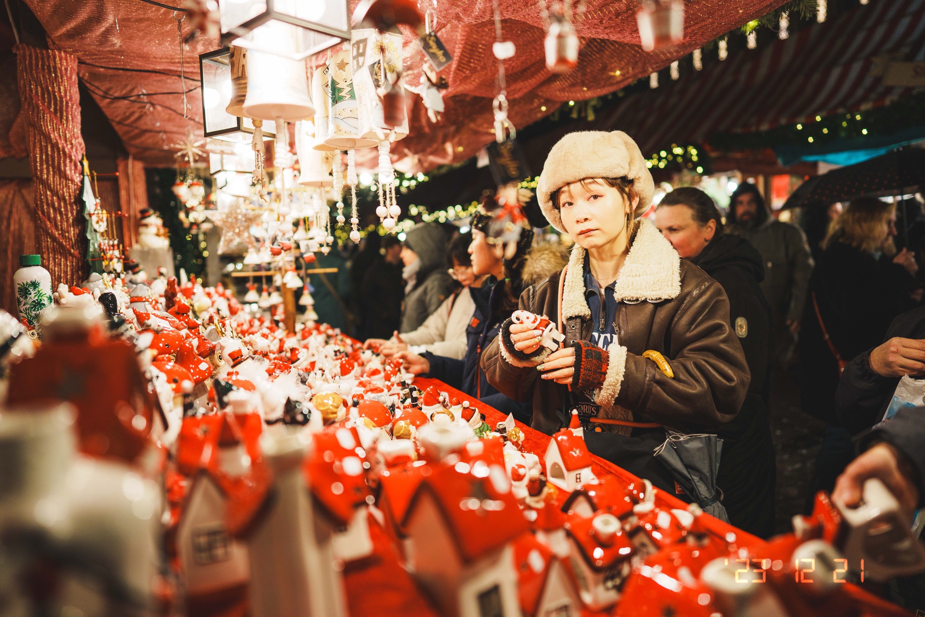 Night market sample photo