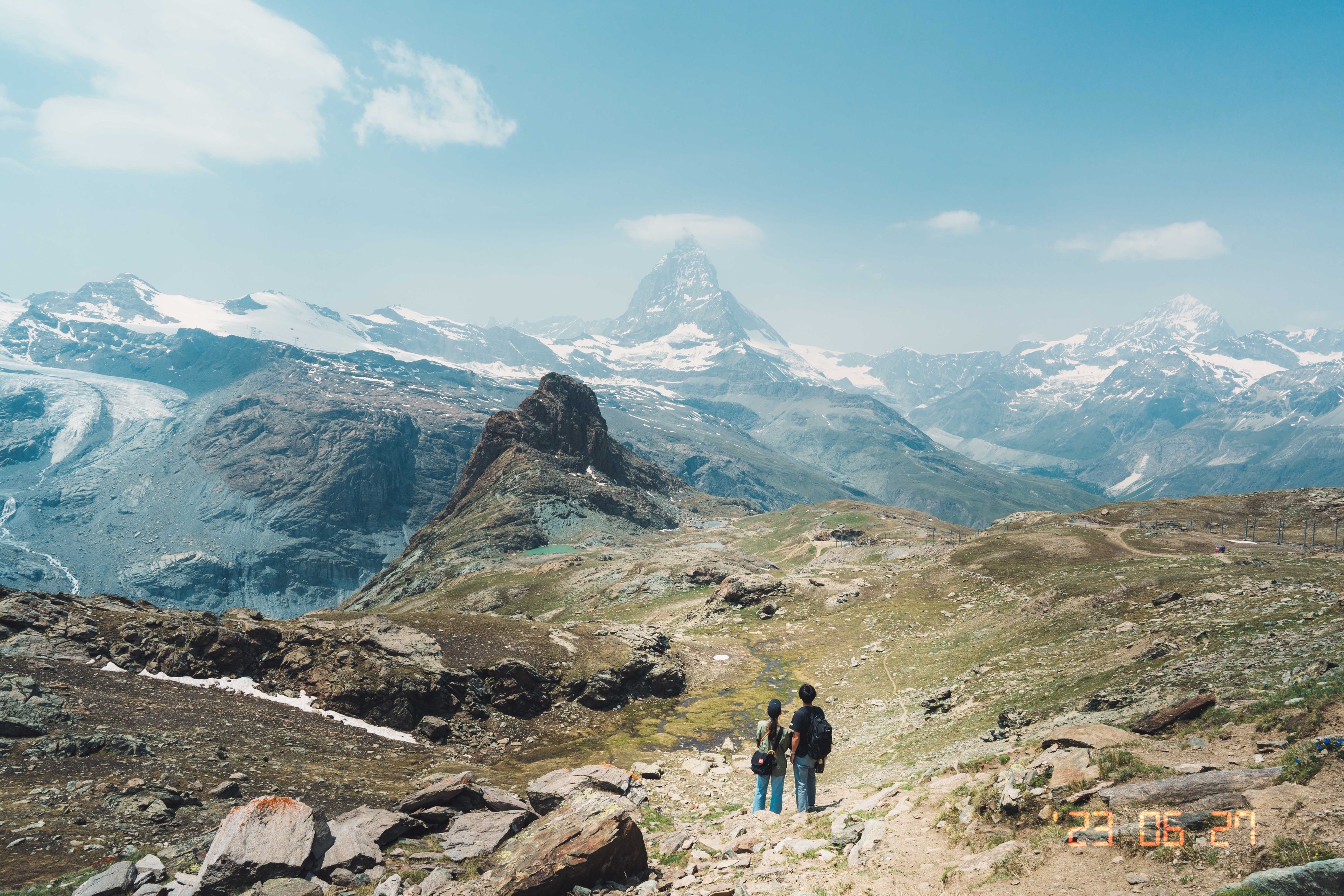 Mountain landscape sample photo with date stamp